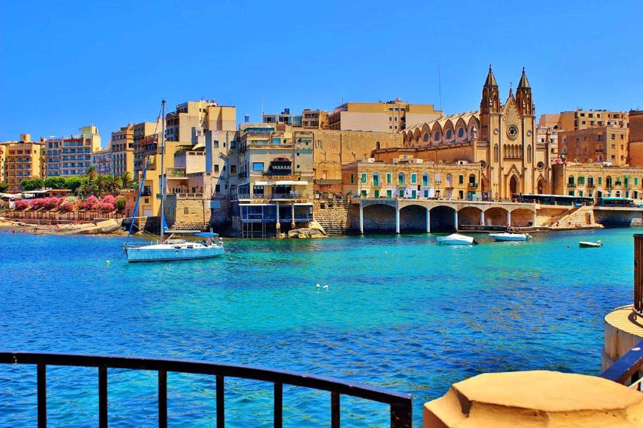 Appartement Chic 2Br Penthouse Steps From The Promenade à Sliema Extérieur photo
